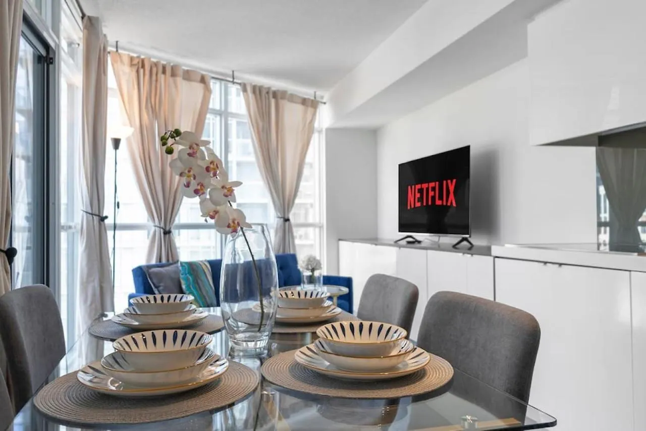 Metro Zen - Cityplace - Luxury 1Br Toronto 0*,  Canada