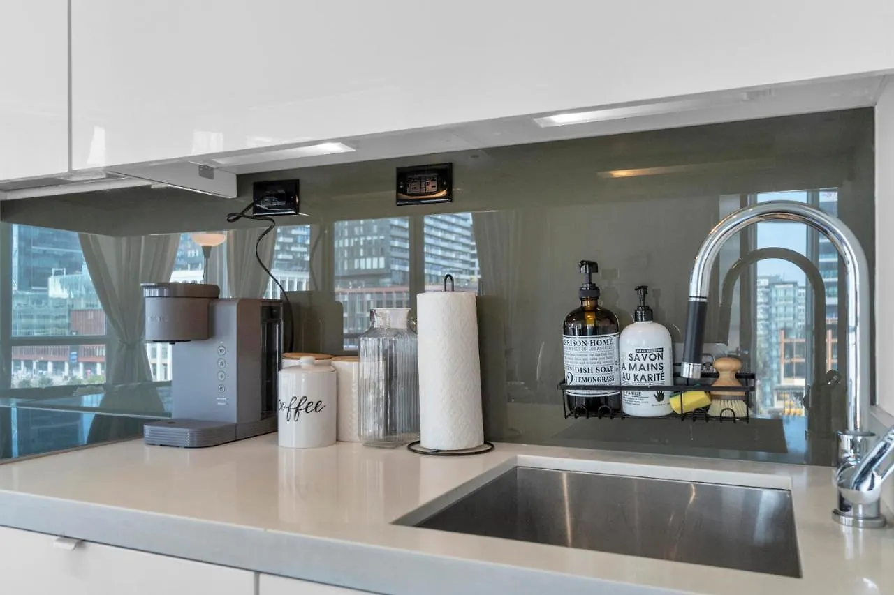 Metro Zen - Cityplace - Luxury 1Br Toronto