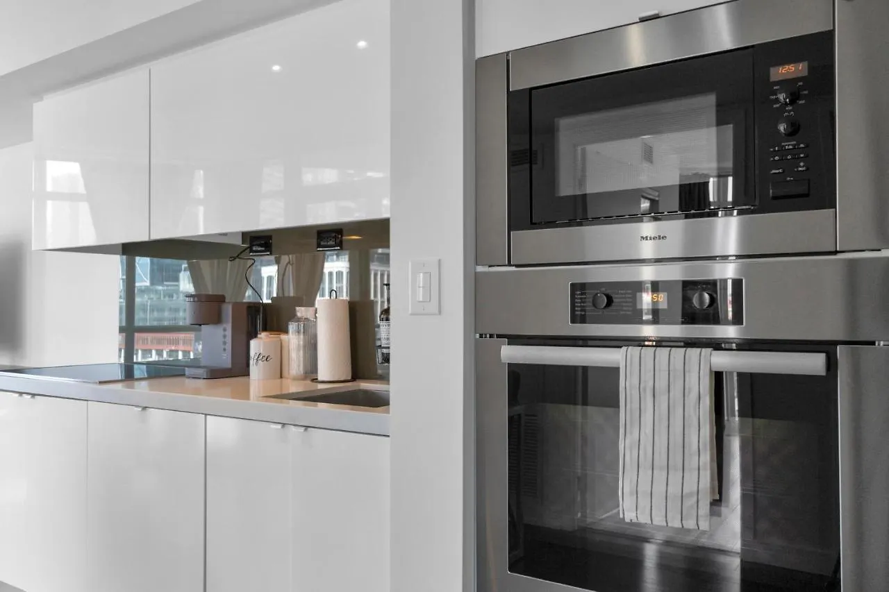 Metro Zen - Cityplace - Luxury 1Br Toronto